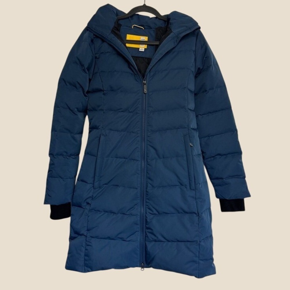 Mid-Length Puffer Coat in Navy